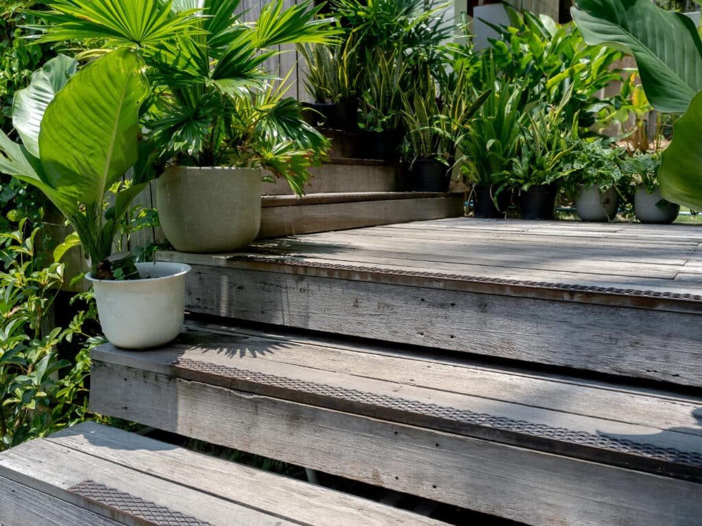 Elevated Decking The Steep Slopes Best Feature